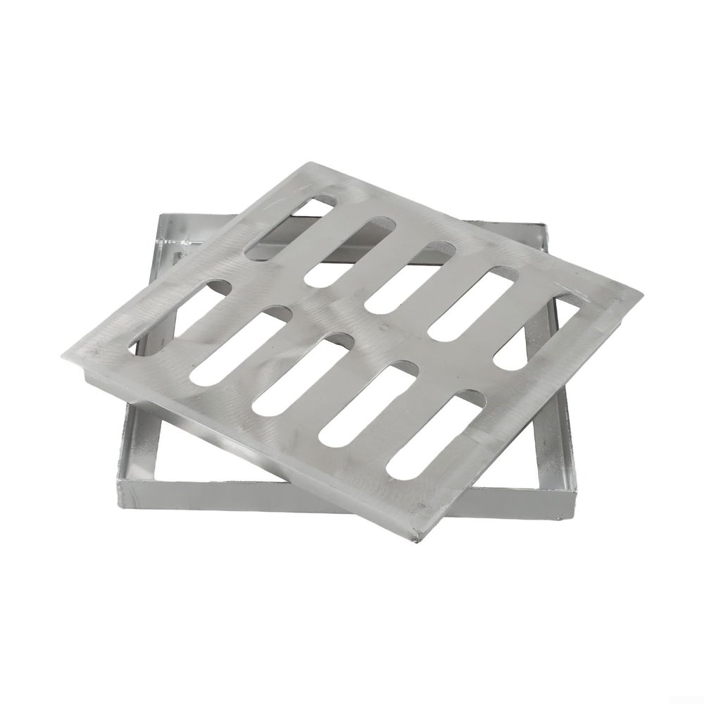 Stainless Steel Drain Grate for Residential and Municipal Drainage Solutions (200 x 200 x 20 x 2 mm)