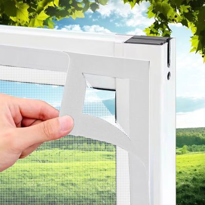 White Roof Window Fly Screen 75 x 105 cm