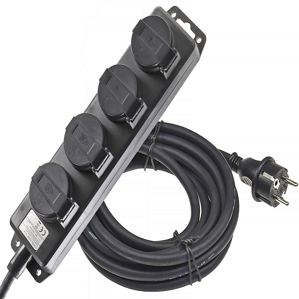 ChiliTec 4-Outlet Outdoor Power Strip, 10 m Cable, Black