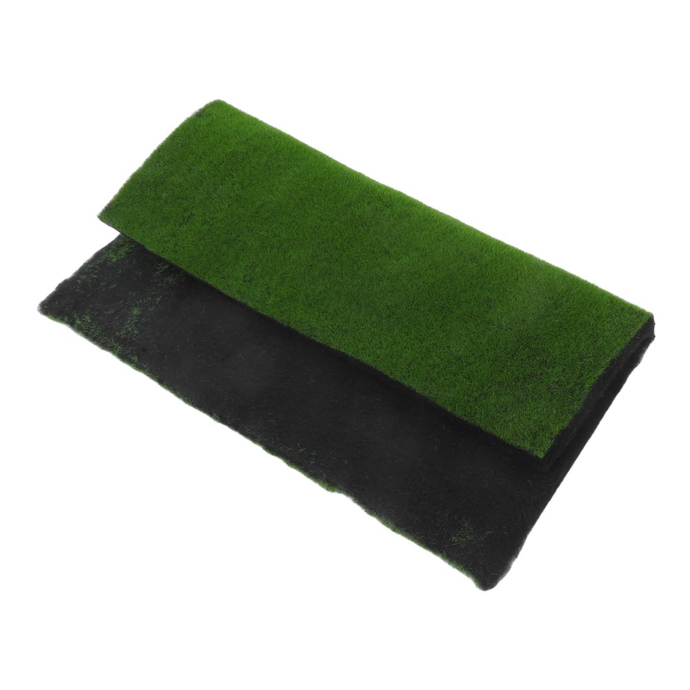 Realistic Green Artificial Grass Carpet Made of Plastic for Exhibitions