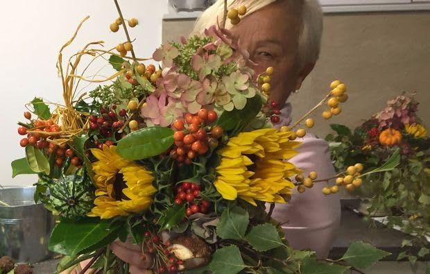 JOCHEN SCHWEIZER Gift Voucher: Floristry Course in Leonberg (2 Days)