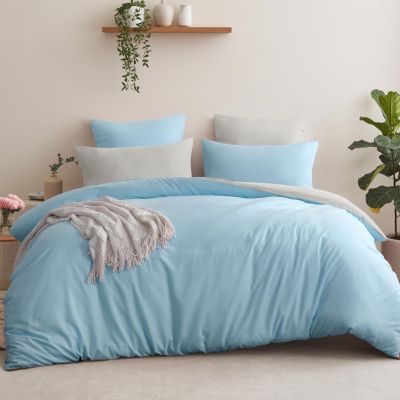 Aisbo 3-Piece Duvet Cover Set 200 x 220 cm, Light Blue and Beige, Reversible Microfiber Bedding with Zipper