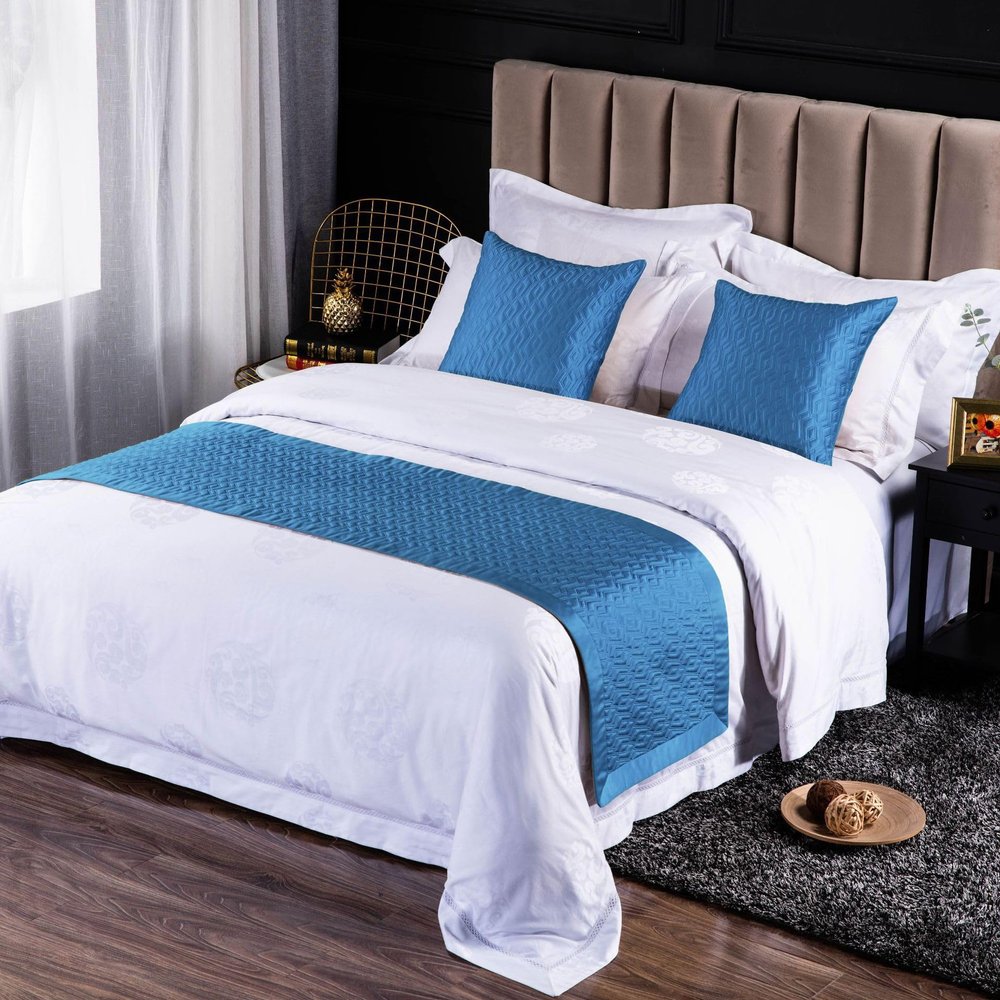 JANEMUA Quilted Bed Runner, Blue, 50 x 210 cm for 1.5 m Bed