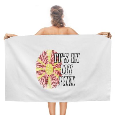 Yelolyio It's In My DNA Macedonia Flag Fingerprint Beach Towel, Quick-Drying Microfiber Pool Towel, 31 x 51 in