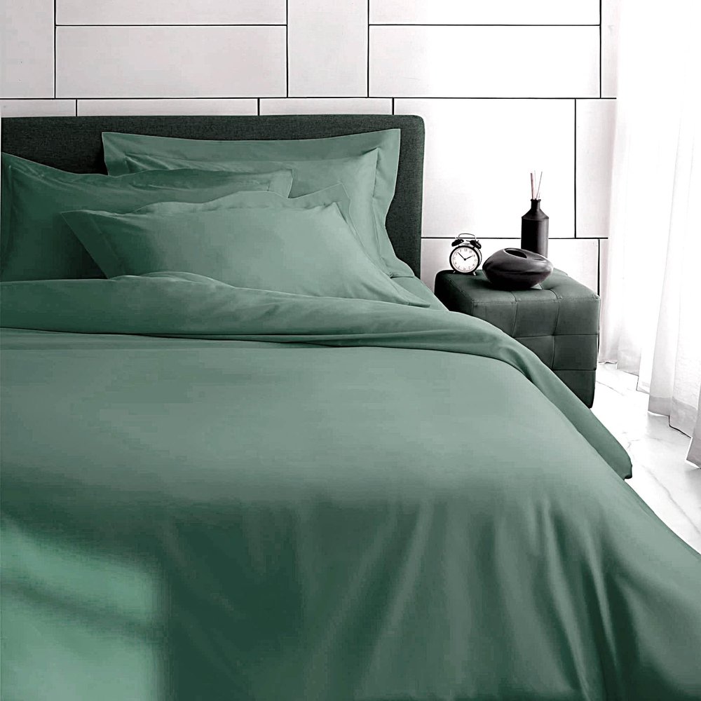 Solid Cotton Sateen Bedding Set - Forest Green, 2 Pillowcases