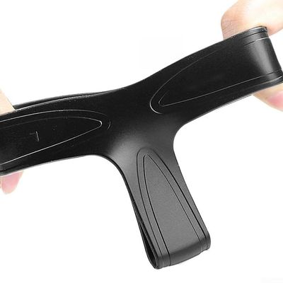 Fin Retention Straps with Triangle Design, Silicone, XL (42–45), Black