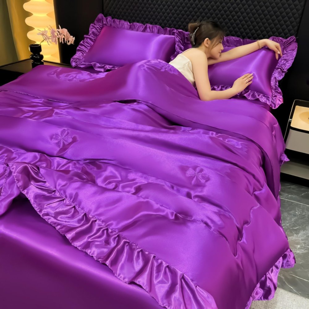 Cutfouwe Summer Blanket 200 x 220 cm, Lightweight Quilted Blanket, Washable, Purple, No Cover