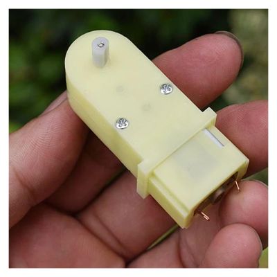 QMIQXIWS DC 5V/6V Worm Gear Motor, 60–70 RPM, Quiet Gearbox, D-Shaft