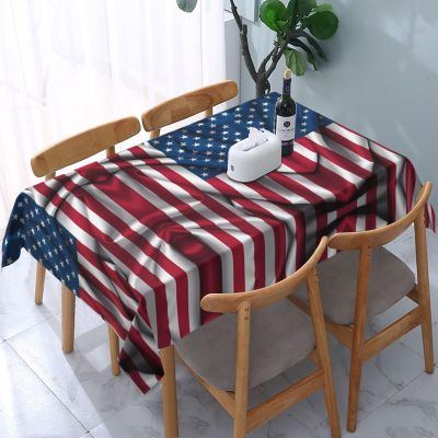 PHAYAH Rectangular American Flag Tablecloth, 137.2 x 183.9 cm, Decorative Table Cover for Dining Tables, Buffets, Parties and Camping