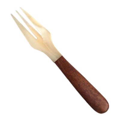 Caviar Spoon - Elegant Mother of Pearl Serving Spoon