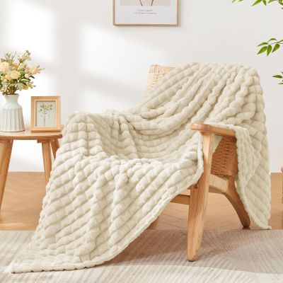 BEDELITE Cozy Flannel Blanket, Plush, Beige, 125 x 150 cm