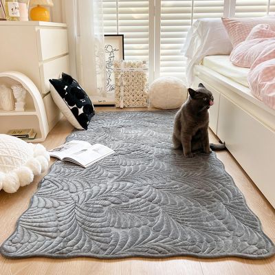 Machine-Washable Cotton Rug, Dark Gray Leaf Design, 70 x 150 cm