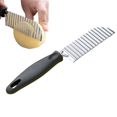 Wavy Cutter - Ergonomic Handheld Kitchen Tool for Vegetables