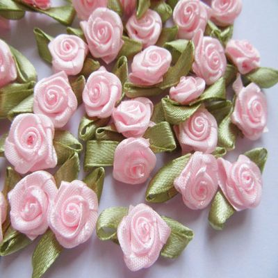 Mini Ribbon Roses, 15mm, Pink, 100 Pieces