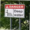 MAGICLULU 2-Piece Deep Water Danger Sign, Weatherproof Metal Safety Signs for Lakes and Ponds view 2
