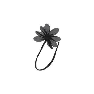 Removable Flower Brooch Application