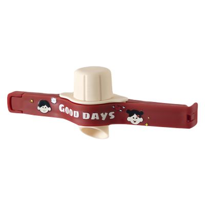Food Closure Clips with Pour Spout