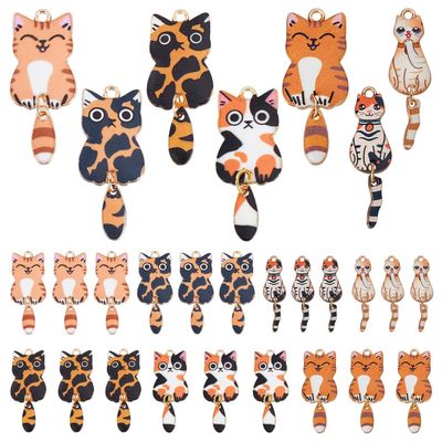 AHANDMAKER 28-Piece Enamel Cat Charms Set