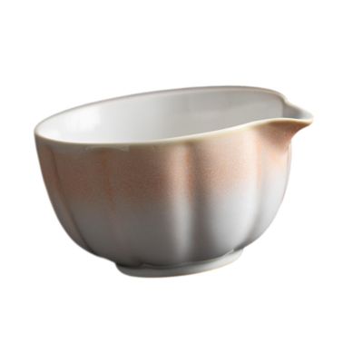 HouseVibe Traditional Porcelain Matcha Bowl with Pouring Spout, 420 ml, Orange and White Gradient