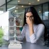 LIGIGWASH Plastic Eyeglass Holder and Tabletop Sunglasses Display Stand view 3