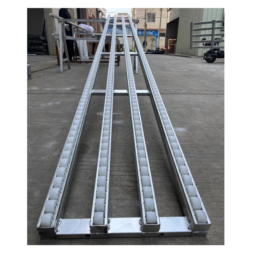 Stainless Steel Frame Plastic Roller Conveyor for Water, Beverages, and Efficient Carton Handling