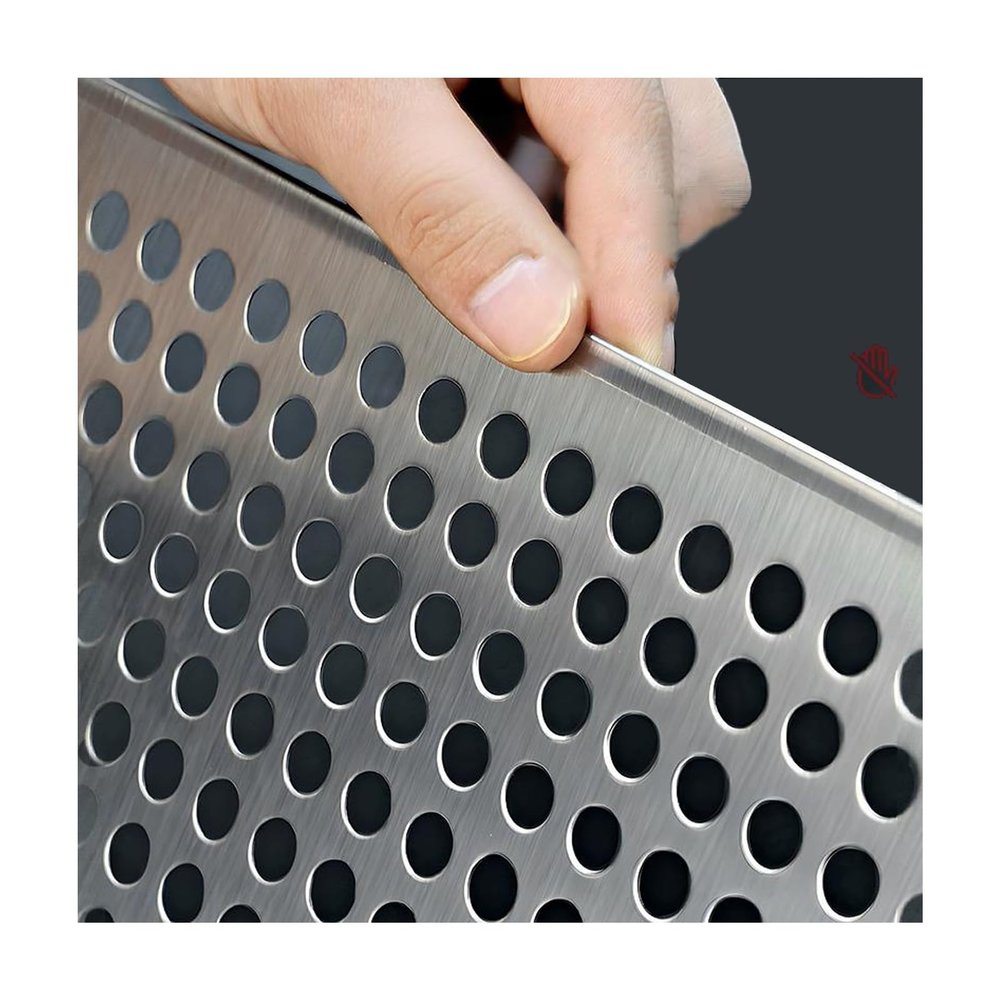 304 Stainless Steel Perforated Metal Sheet, Decorative, Weather-Resistant, 33.4 × 78.7 in