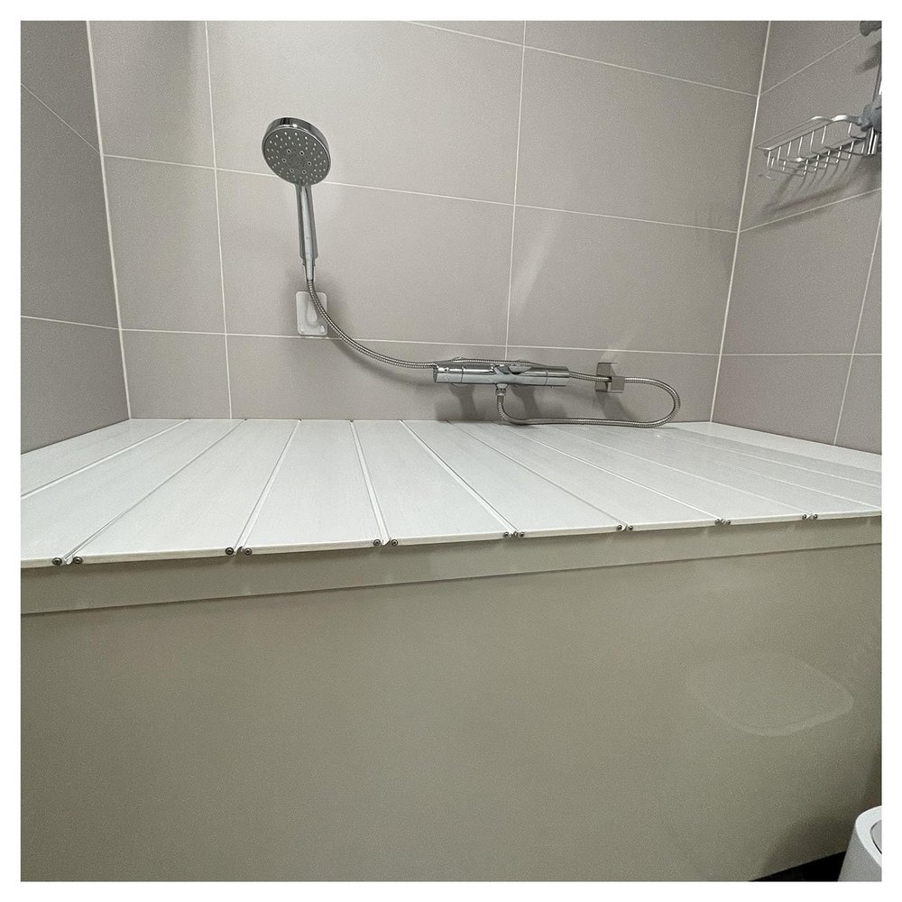 Foldable Bathtub Cover, Dustproof PVC Insulating Panel