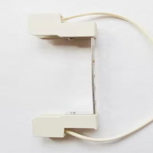 Marine Color R7S Ceramic Lamp Socket, 150W 1000V 6A, for Metal Halide and Halogen Lamps