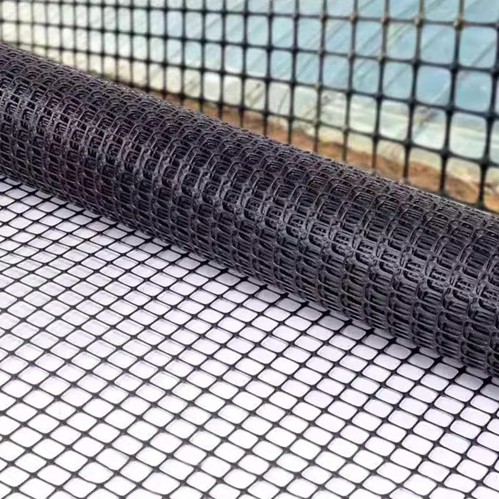 Heavy-Duty Garden Mesh, Reusable Plastic Mesh Fence and Animal Barrier for Rabbits, Goats and Deer (1.3 x 50 m / 4.26 x 164 ft)