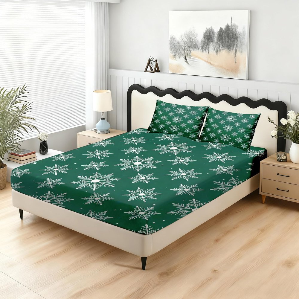 Snowflake Christmas-Pattern Green Fitted Sheet, 150 x 200 cm