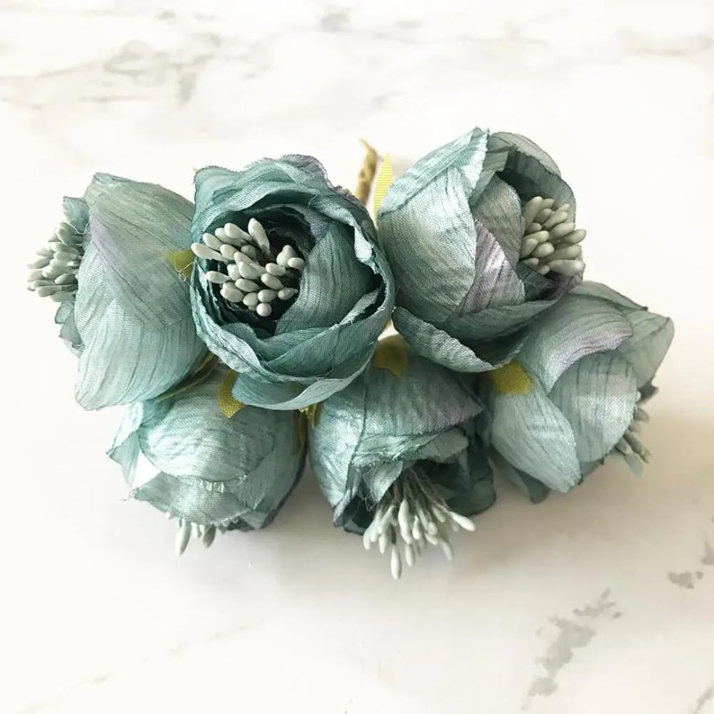 LIJUCAI 9-Piece Small Silk Tea Rosebud Bouquet, Artificial Flowers for Home and Wedding Decor