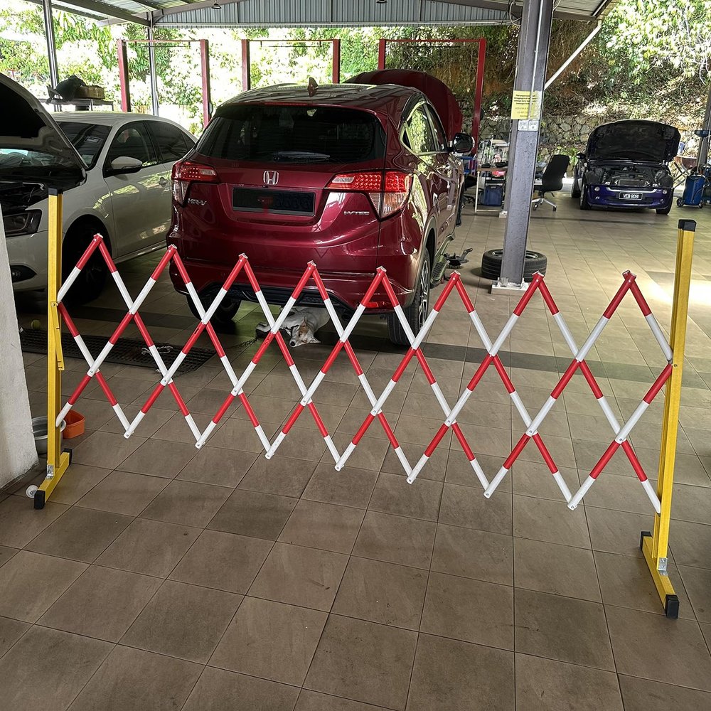 Expandable Mobile Barricade with Wheels, Retractable Traffic Fence, 1.2 m x 7 m