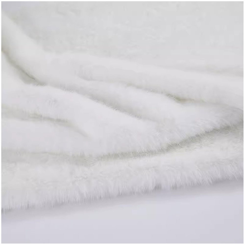 Shaggy Faux Fur Fabric, 20 mm Short-Pile Plush Material, Soft, 160 x 50 cm (62 x 19 in), 35 Colors (White)
