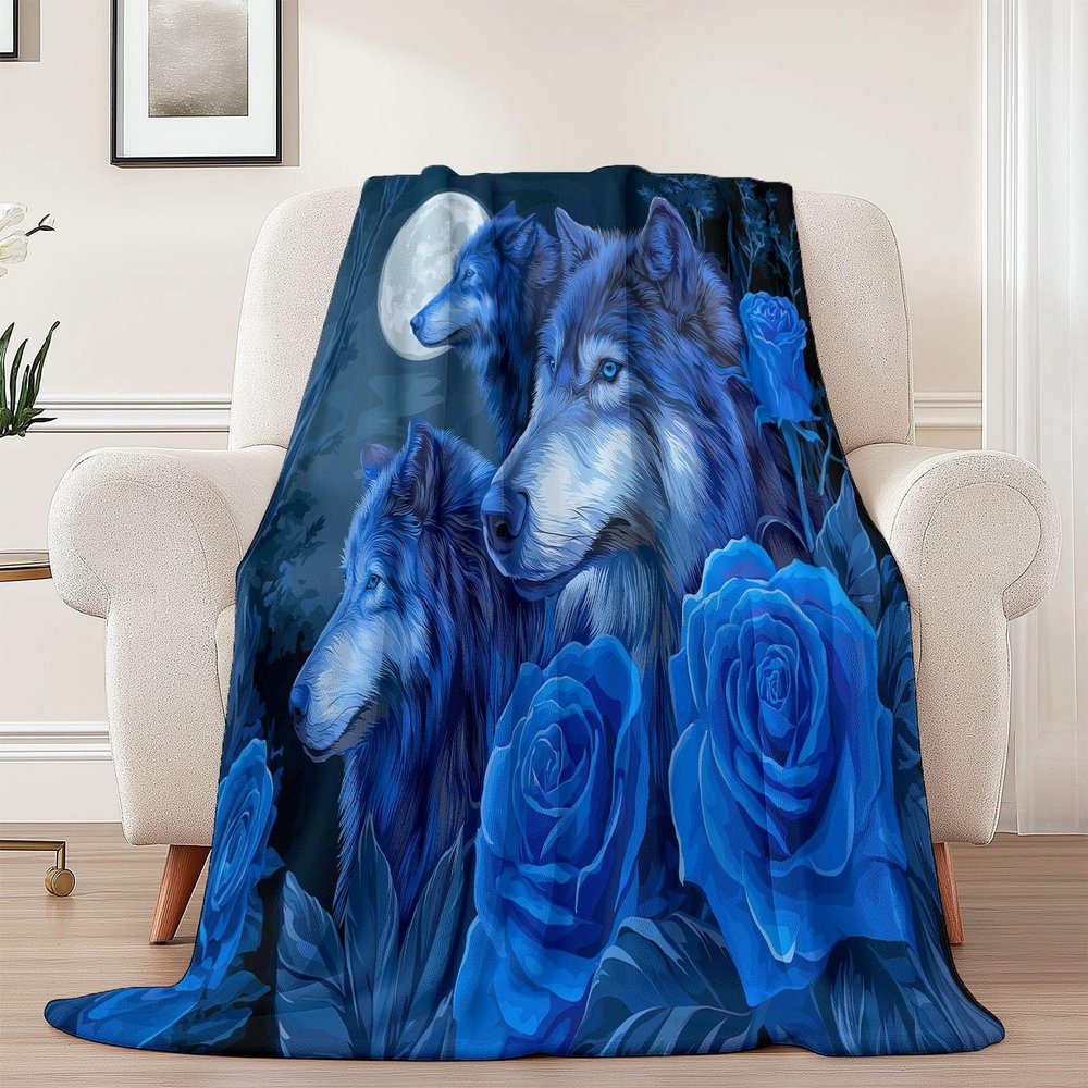 Blue Cozy Throw Blanket, 220 x 240 cm, Flannel Fleece, Wolves and Roses