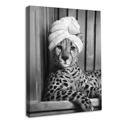 Dazzlewall Funny Leopard Wall Art, Leopard in Bathtub Print, Black-and-White Animal Poster with Frame, 12 x 16 in