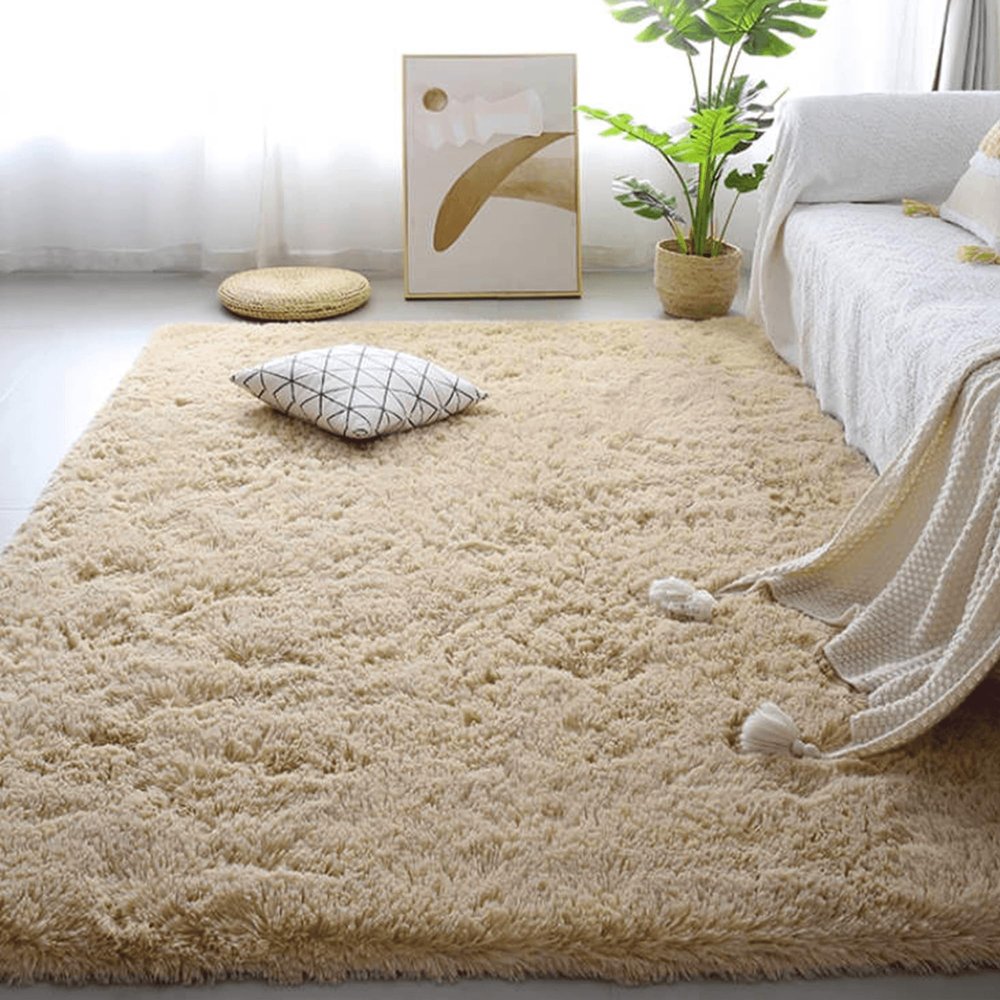 LIUJYUAN Shaggy High-Pile Faux Fur Rug, 180 x 330 cm, Camel