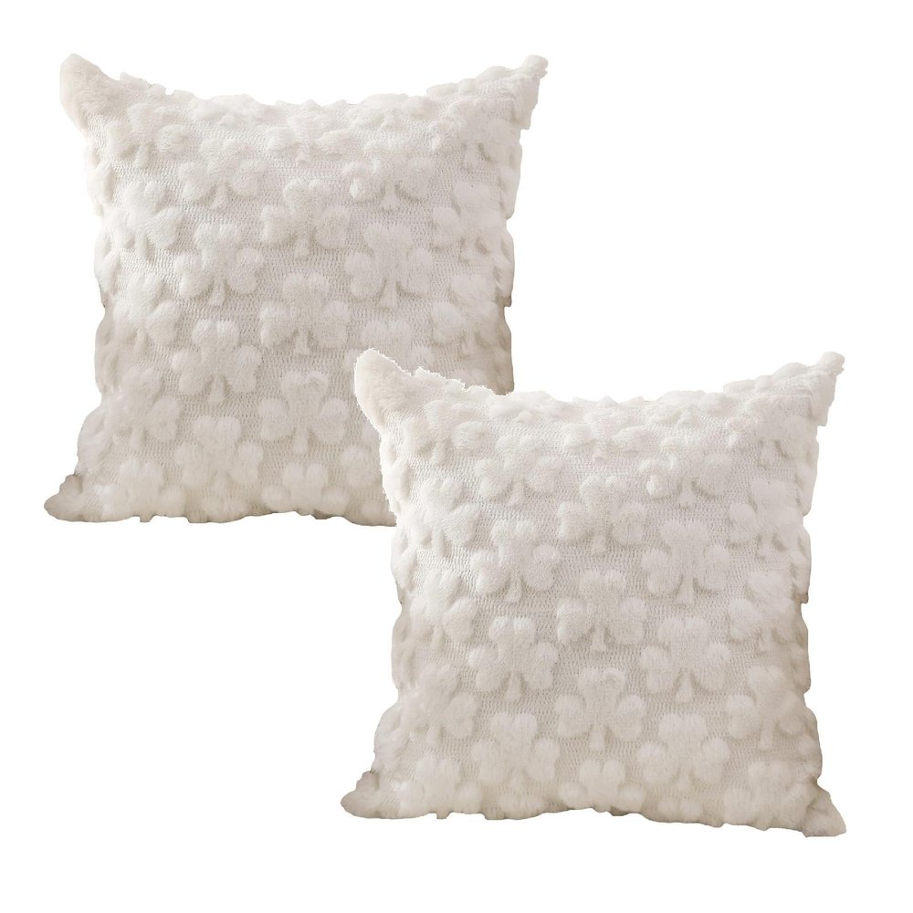 Xbemkste 2-Pack St. Patrick’s Day Shamrock Pillow Covers, Green