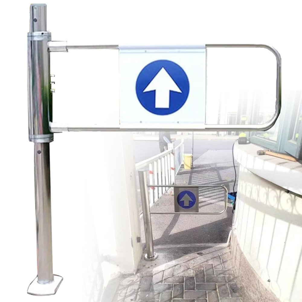 Automatic-Closing Safety Gate for Stores and Warehouses, Left Door, 70 x 102 cm