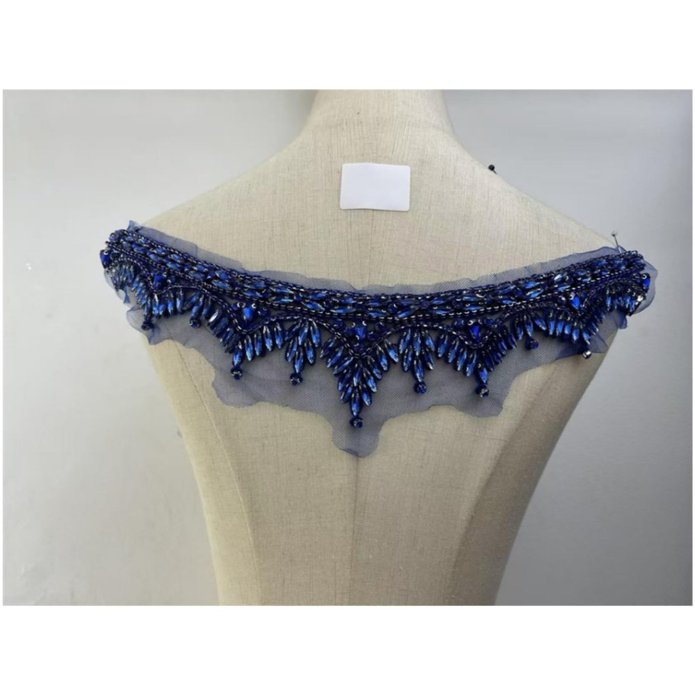 Handmade Glass Rhinestone Clothing Collar, Sew-On Lace (Sapphire)