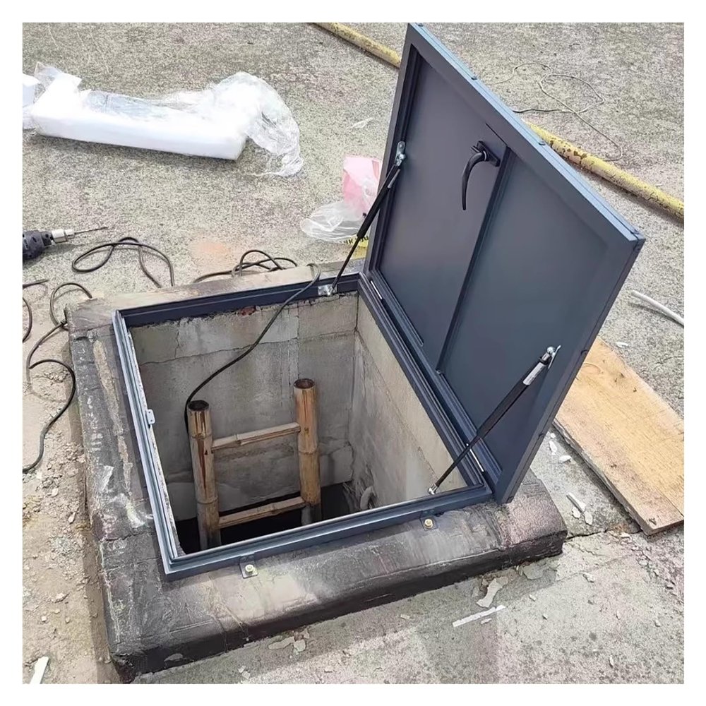 Durable Lockable Steel Roof Hatch, 55.9 x 76.2 cm Interior