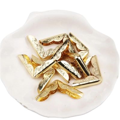 ESTDKMNOS Vintage Metal Book Corner Protectors, 20 Pieces, Multicolor (Gold)