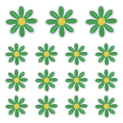 QUARKZMAN 15 Pcs Daisy Iron-On Patches, 3cm Green Flower Patches