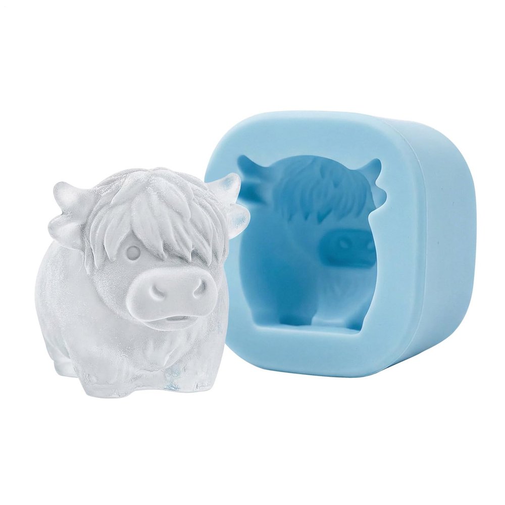 Highland Cow Silicone Ice Cube Tray