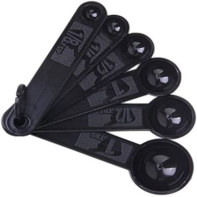 Set of 5/6 Plastic Measuring Spoons