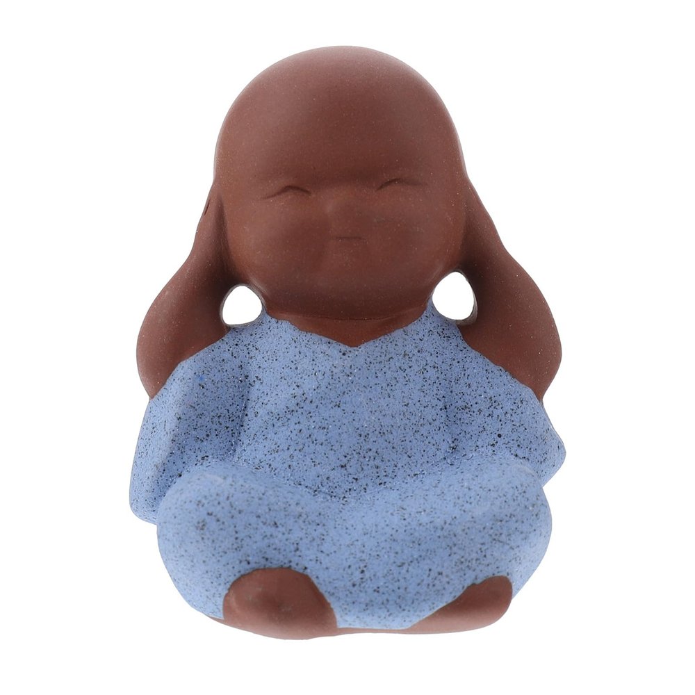 Gadpiparty Monk Statue