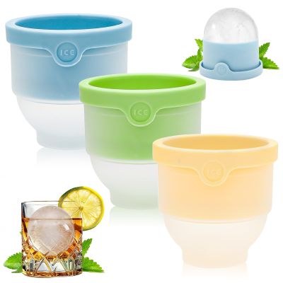 AKONE 3-Piece Ice Cube Mold with Lid