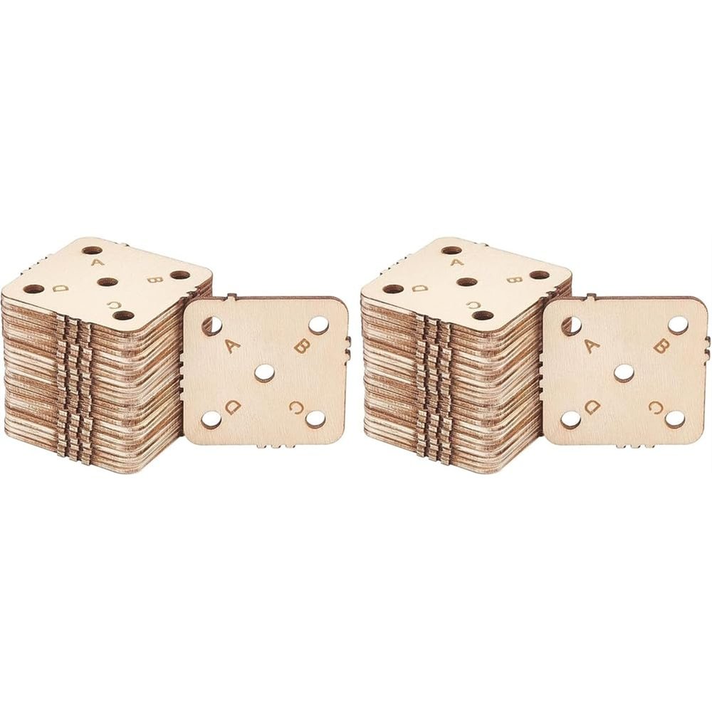 Square Weaving Cards, 4.6 x 4.6 cm, 5 Holes