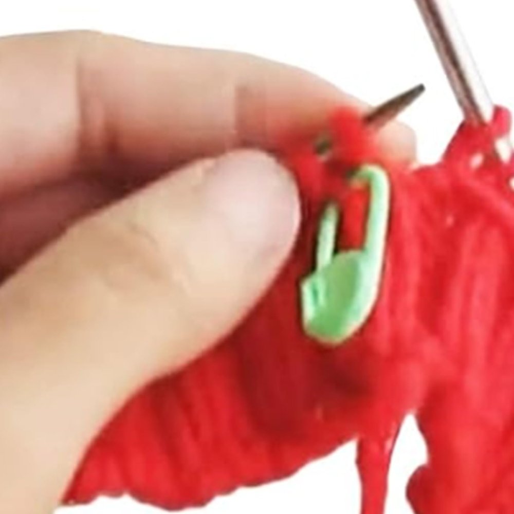 50 Colorful Stitch Markers - Heart-Shaped Clips