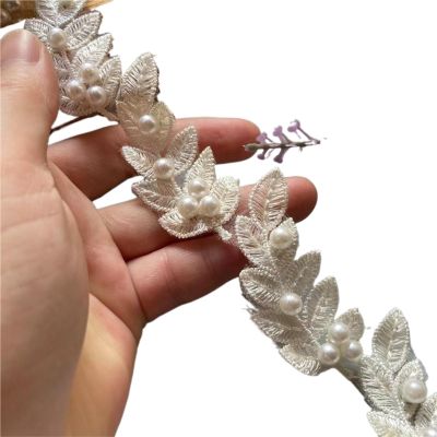40X Pearl Flower Embroidered Lace Trim Ribbon (Ivory)