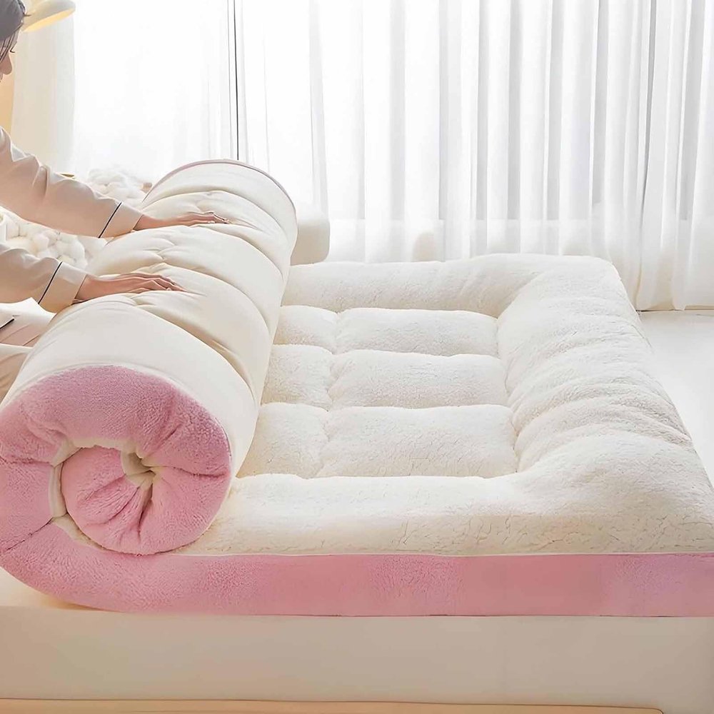 Japanese Double-Layer Futon Blanket, Cozy Lambswool, Foldable Bedding, 150 x 200 cm